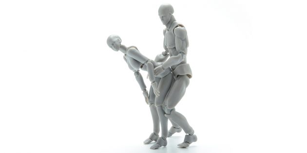 Позы для жёсткого секса: на столе