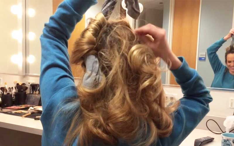 curl hair using t-shirt