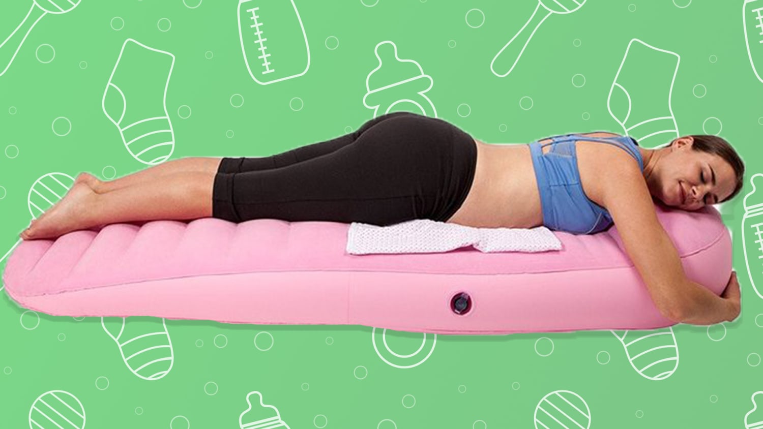 Упражнения лежа на диване. Подушка для лежания на животе. Подушка для беременных для сна на животе. Лежит на животе. Подушка для беременных чтобы лежать на животе.
