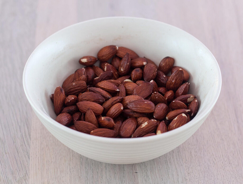 Recipe for Homemade Salted-Almonds