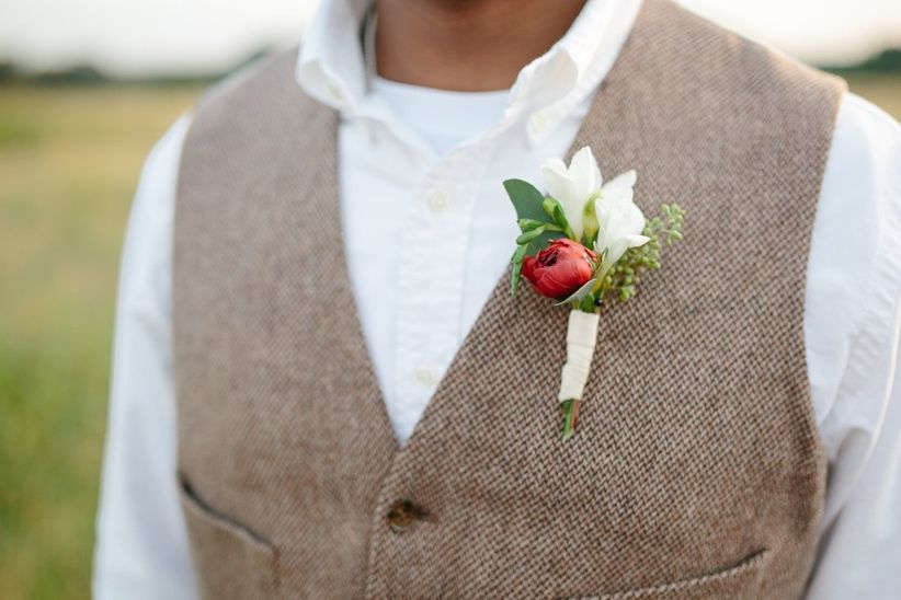 red ranunculus boutonniere 